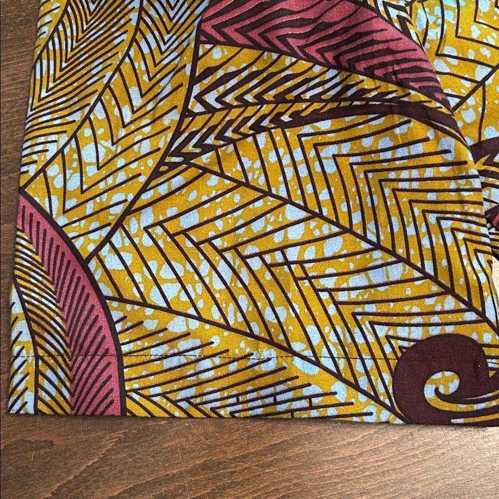 Patterned Shorts - Picture 2 of 3